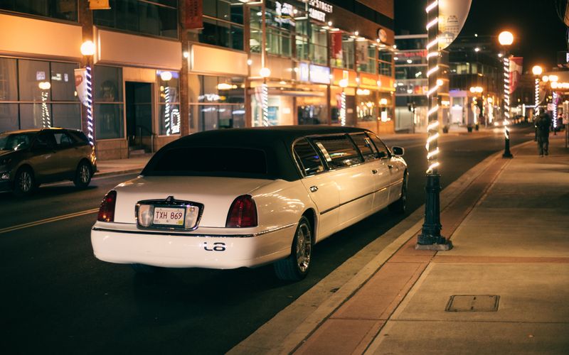 LIMOUSINE in Lisbon